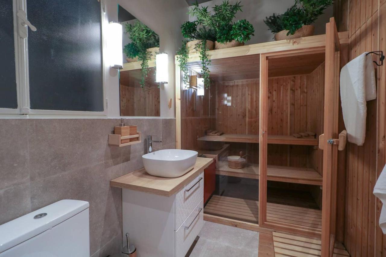 Victoria 5Star / 5Br Bigapt / Sauna / 2Min To Metro アテネ エクステリア 写真