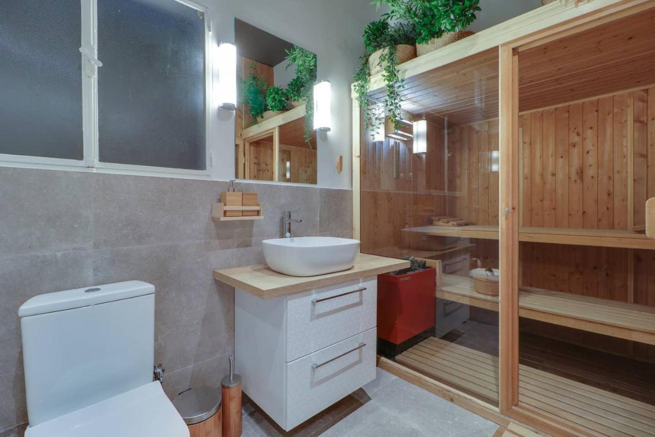 Victoria 5Star / 5Br Bigapt / Sauna / 2Min To Metro アテネ エクステリア 写真