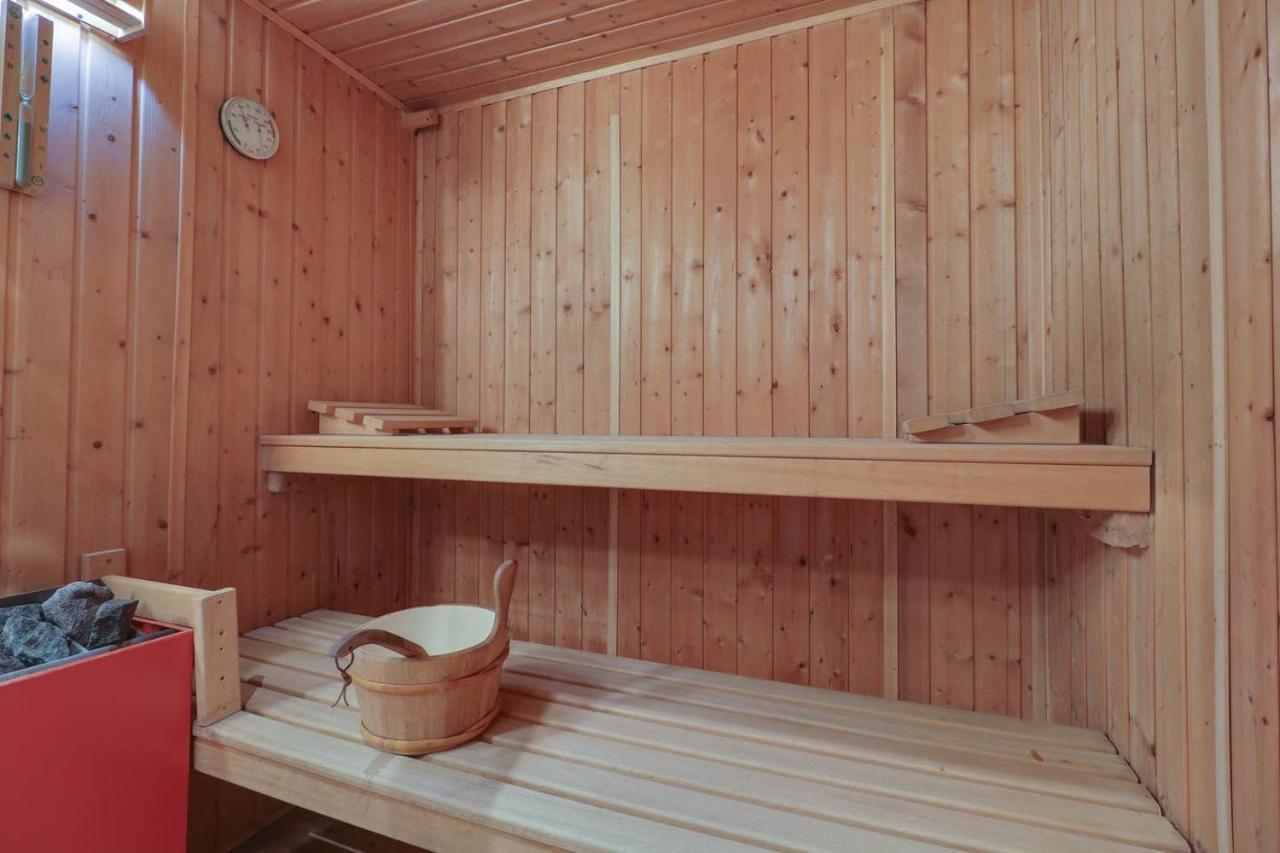 Victoria 5Star / 5Br Bigapt / Sauna / 2Min To Metro アテネ エクステリア 写真